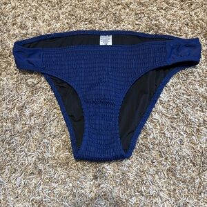 Like new Venus navy swim bottoms